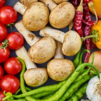 mushrooms, tomato, plate-2803566.jpg